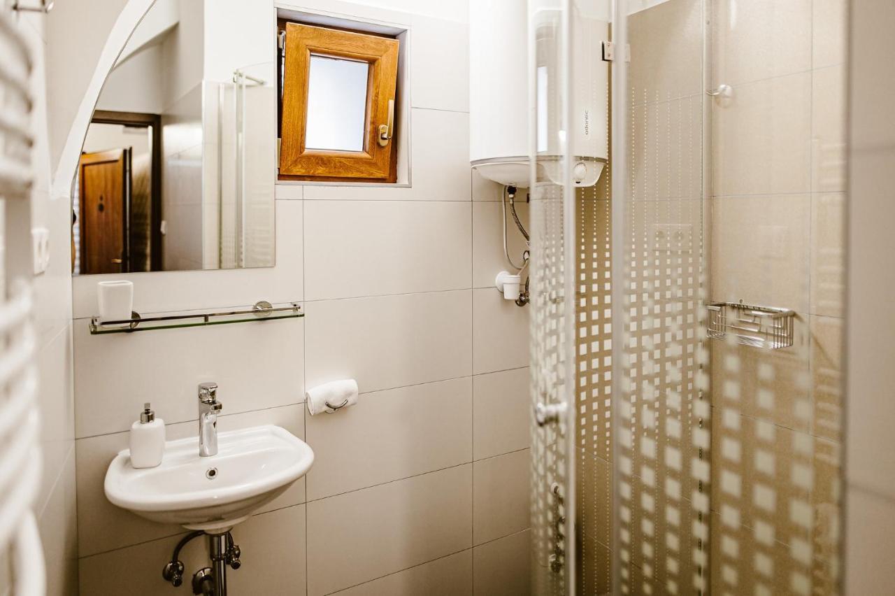 Sziklavendeghaz Aparthotel Veszprém Exterior foto